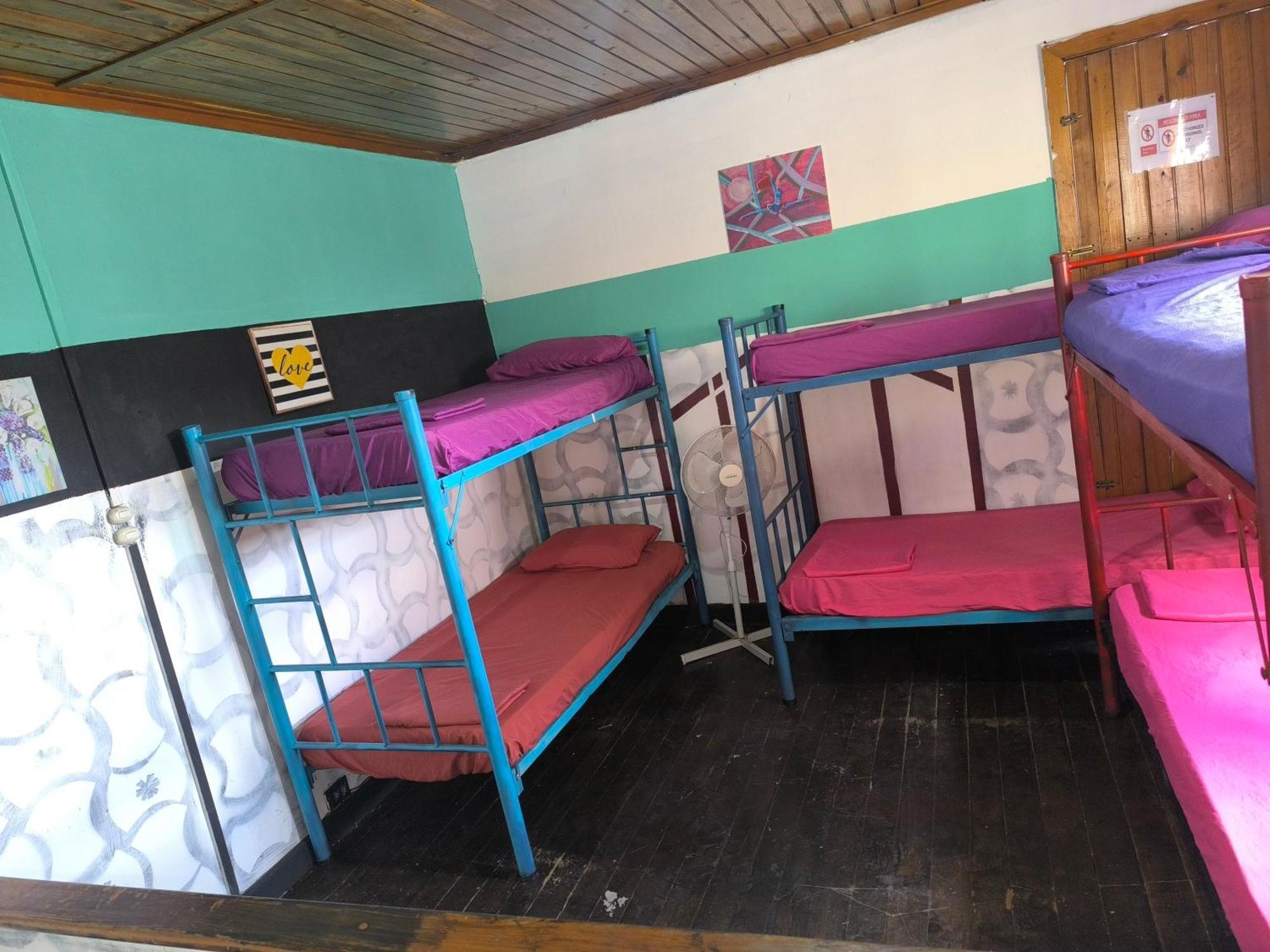 Karim Hostel Guatemala City Eksteriør bilde