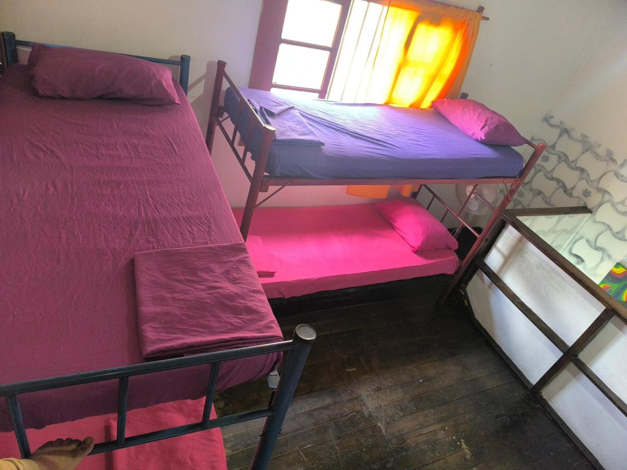 Karim Hostel Guatemala City Eksteriør bilde