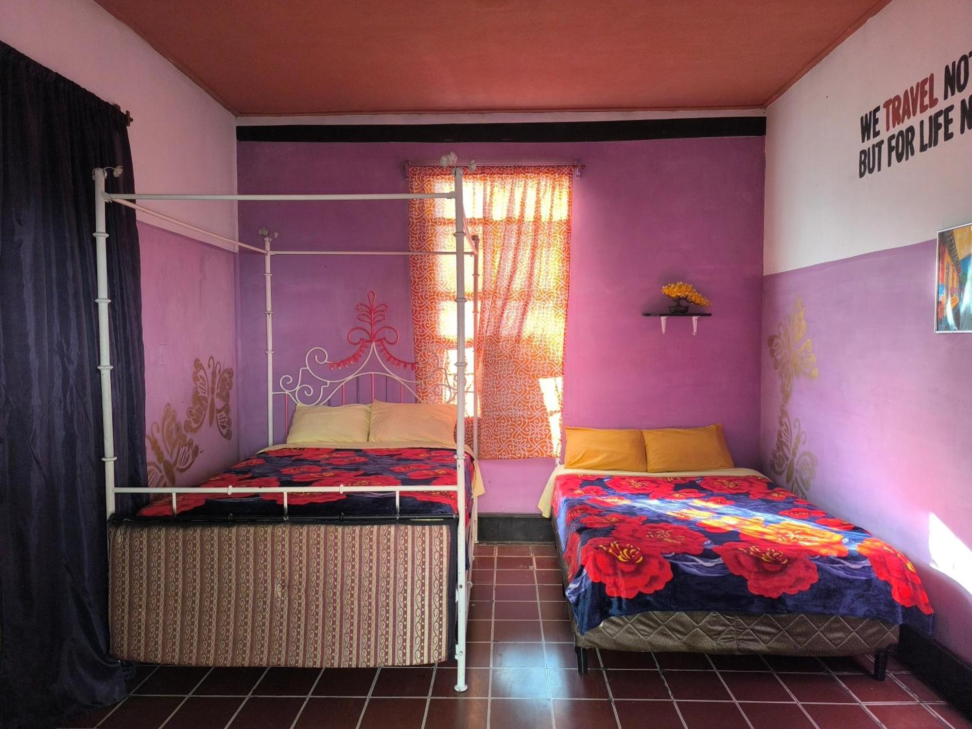 Karim Hostel Guatemala City Eksteriør bilde