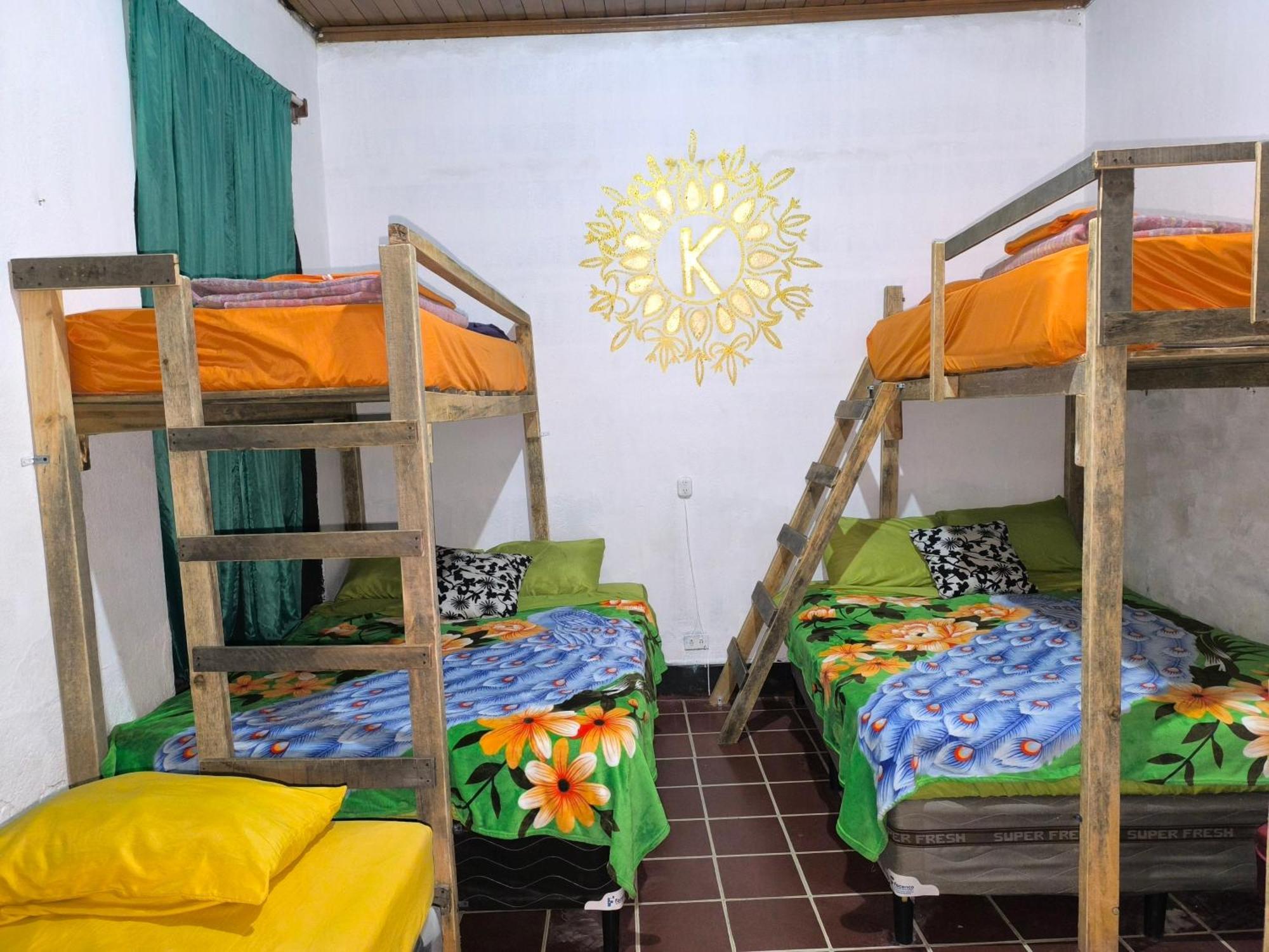Karim Hostel Guatemala City Eksteriør bilde